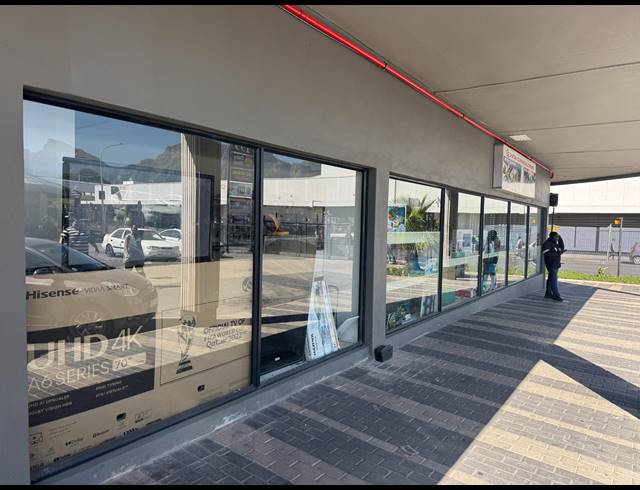 112M² RETAIL TO LET IN WYNBERG